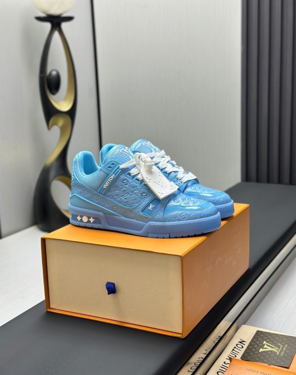 LV shoes