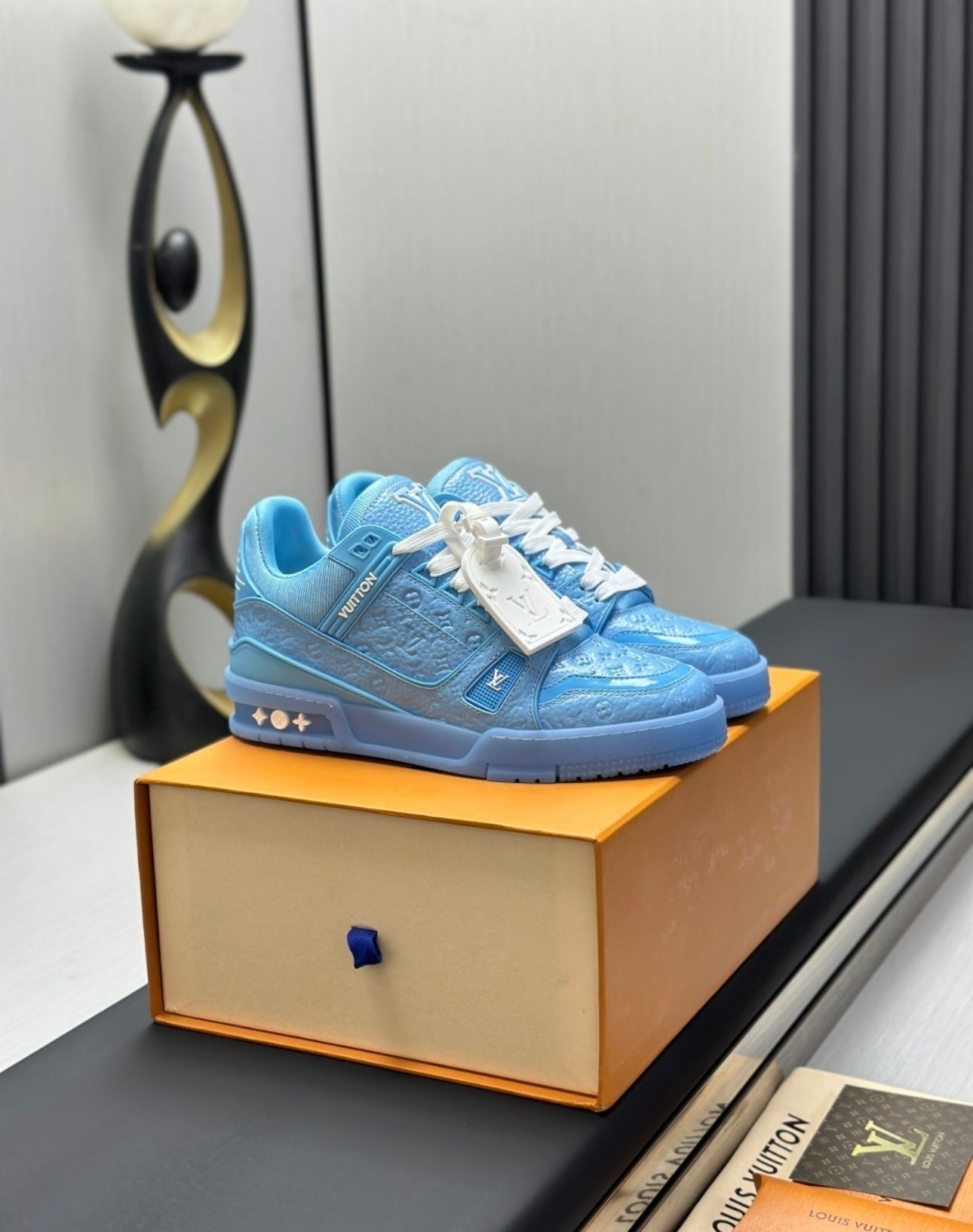 LV shoes
