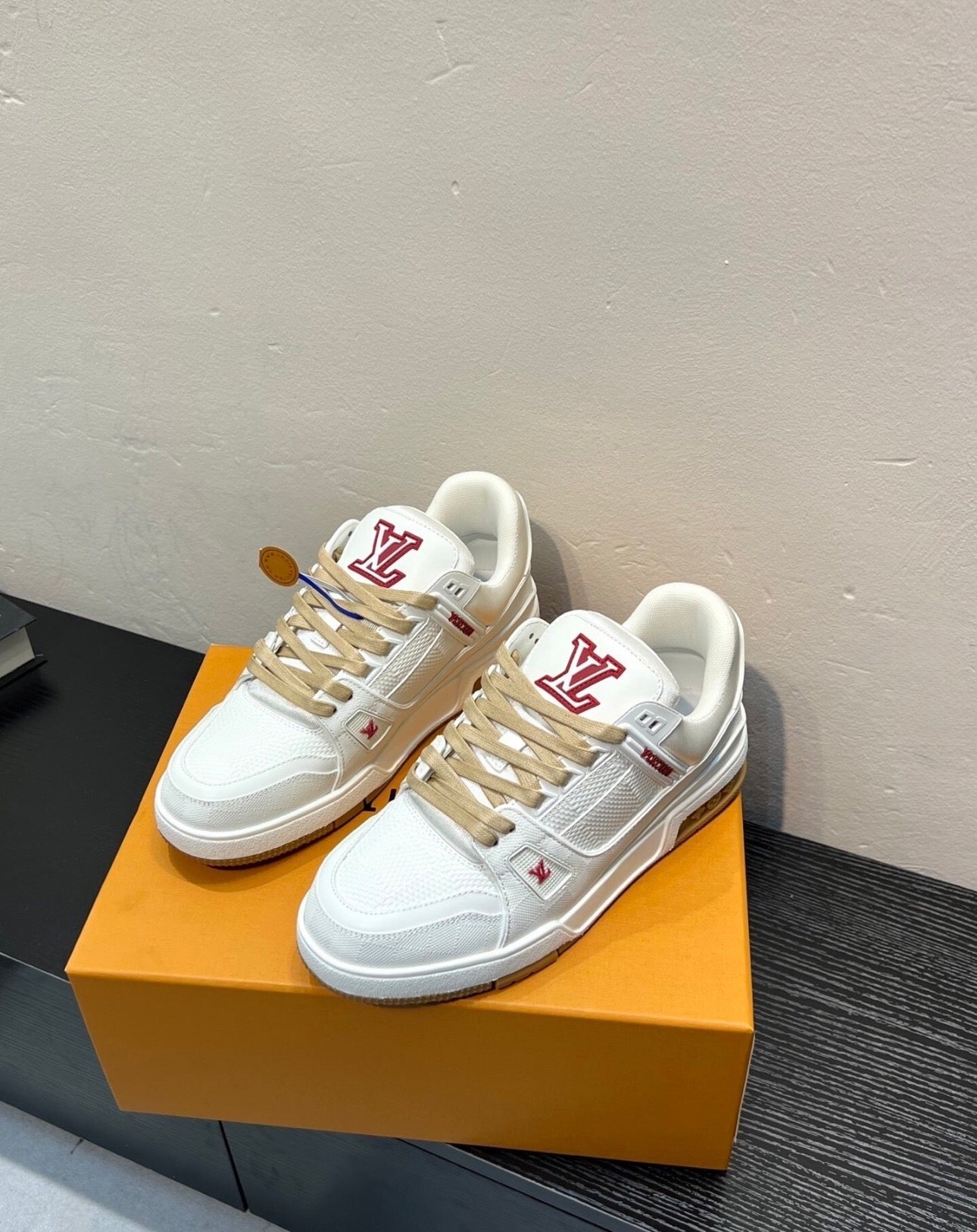 LV shoes