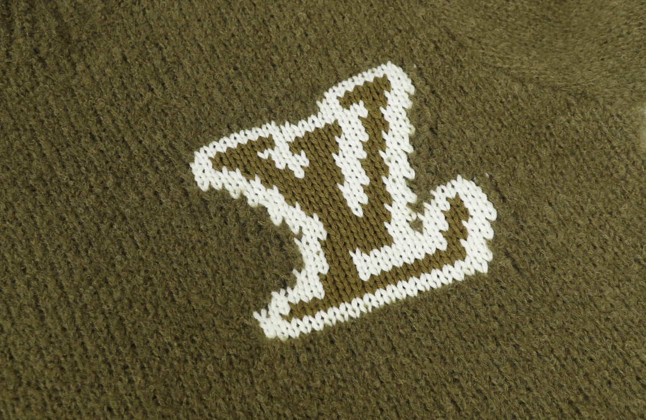 LV sweater