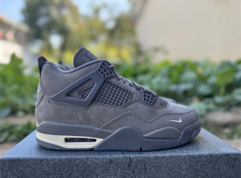 Nigel Sylvester 4s