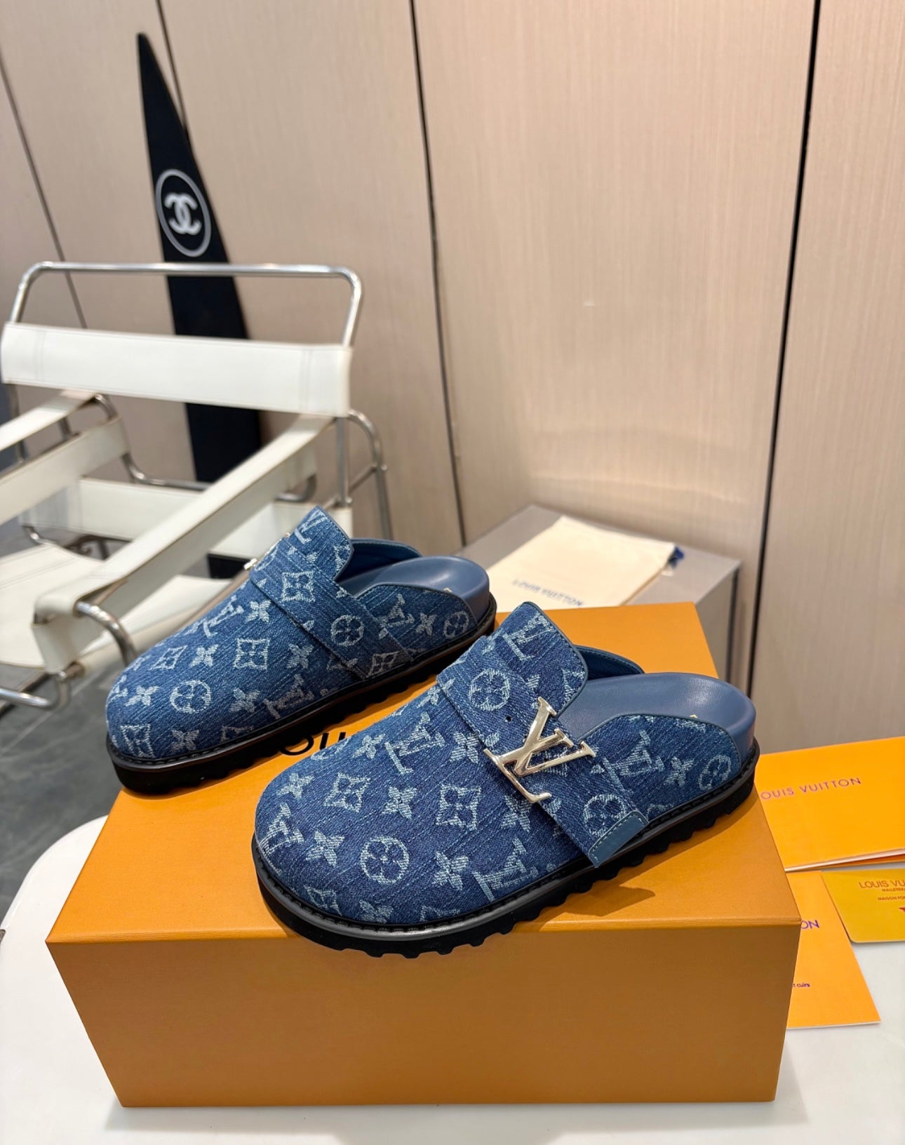 LV slippers