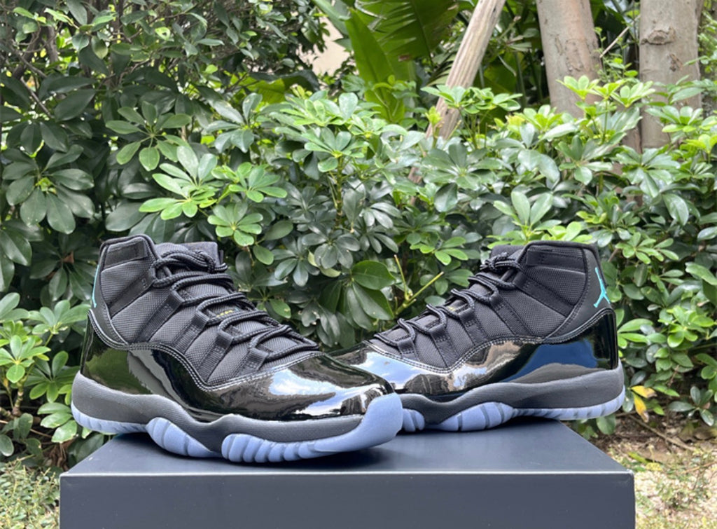 Jordan 11s