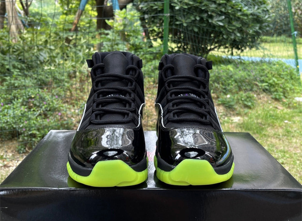 Jordan 11s