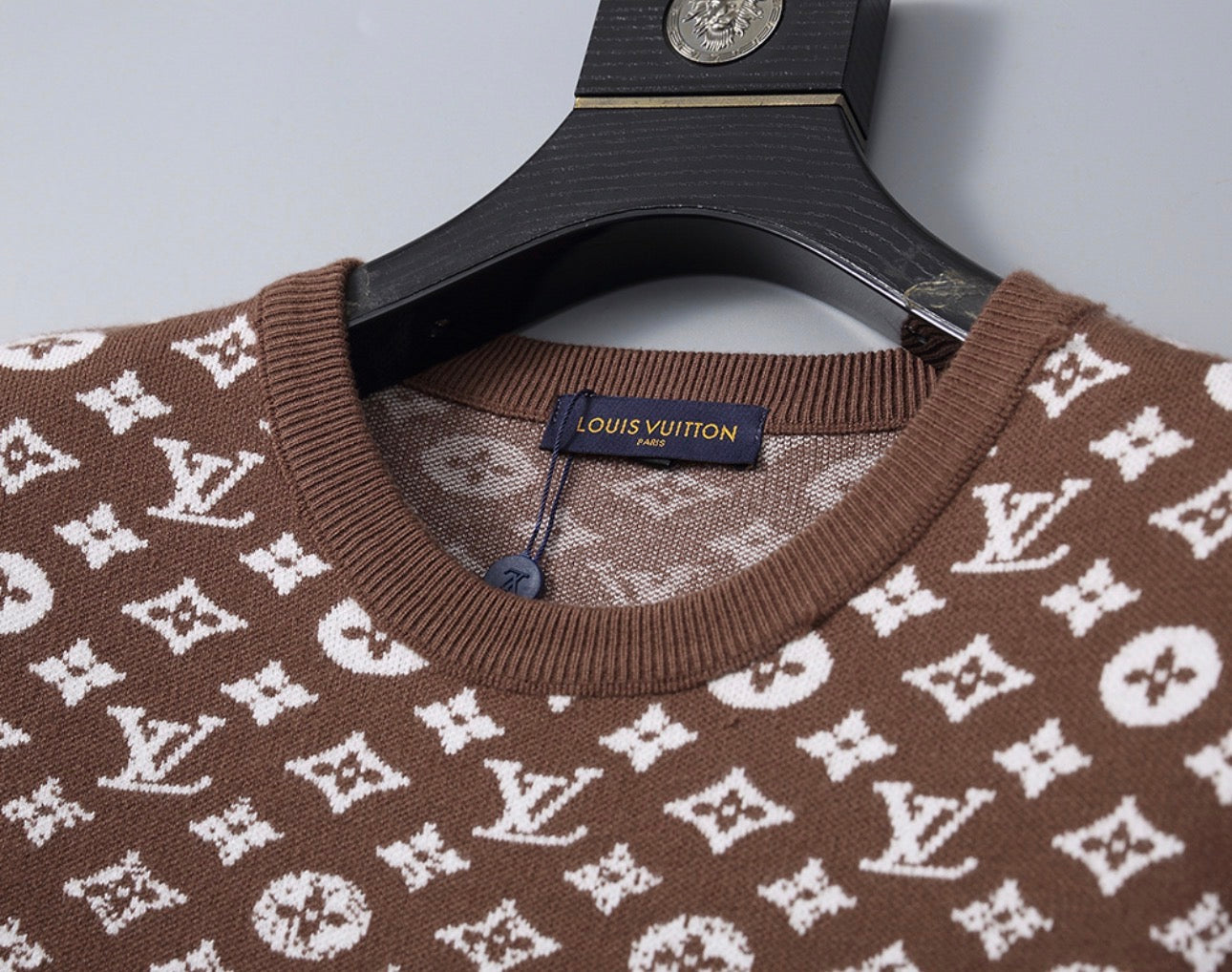 LV sweater